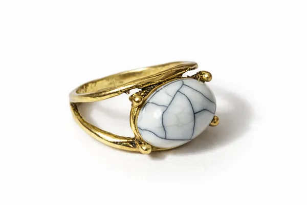 Antique_Gold_Artemis_Oval_Ring_For_Women